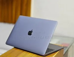 New Laptop Apple MacBook Pro 2019 16GB Intel Core I5 SSD 256GB