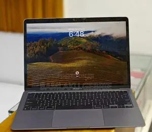 New Laptop Apple MacBook Pro 2019 16GB Intel Core I5 SSD 256GB