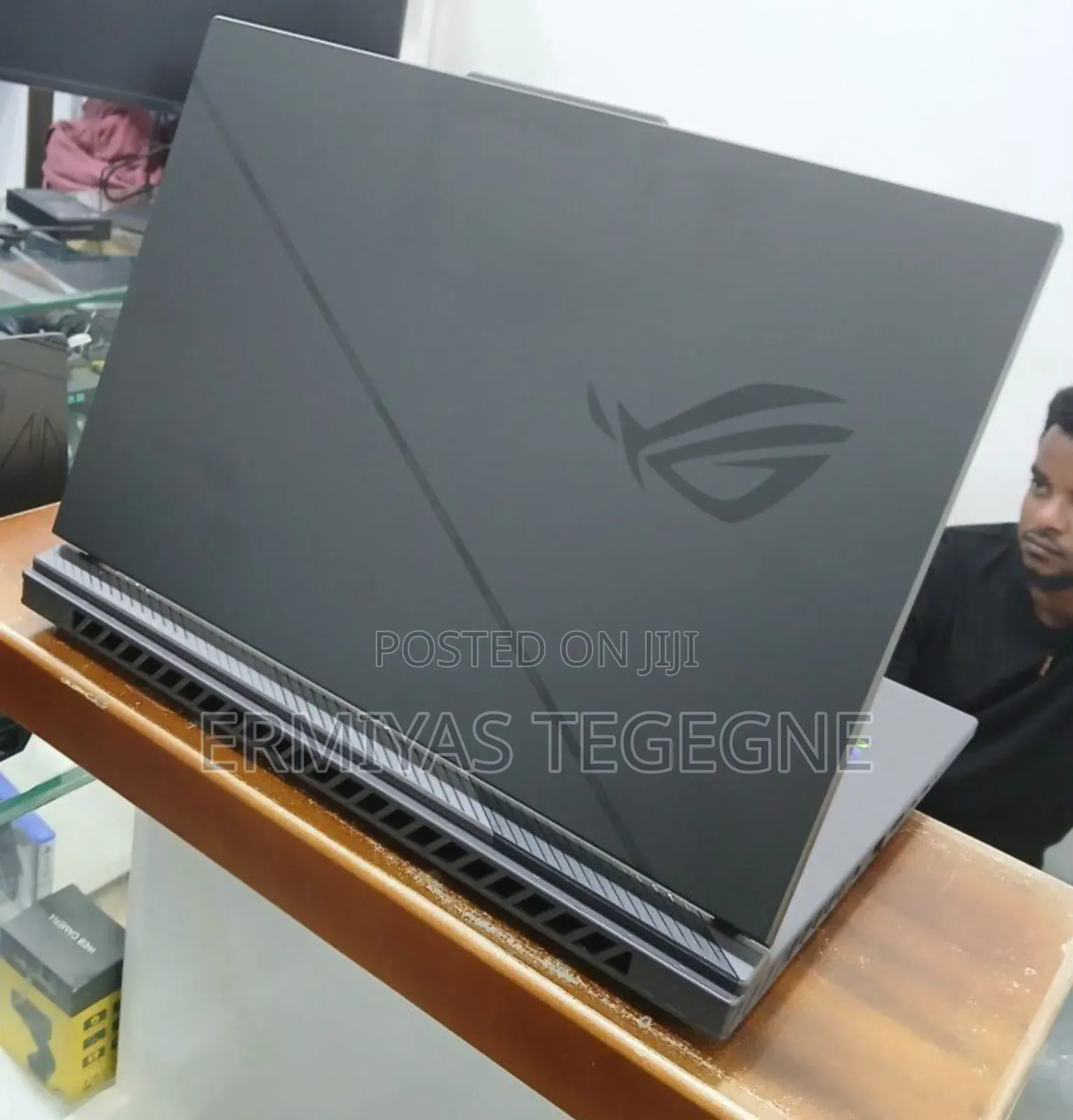 New Laptop Asus ROG Strix G15 32GB Intel Core Ultra 9 SSD 1T