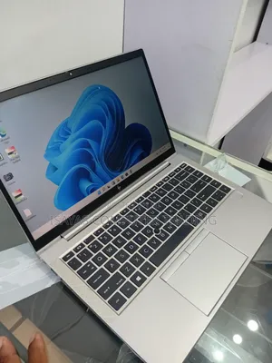 New Laptop HP EliteBook 840 G7 8GB Intel Core I5 SSD 512GB