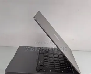 Photo - New Laptop Apple MacBook Pro M1 16GB Apple M1 Pro SSD 1T