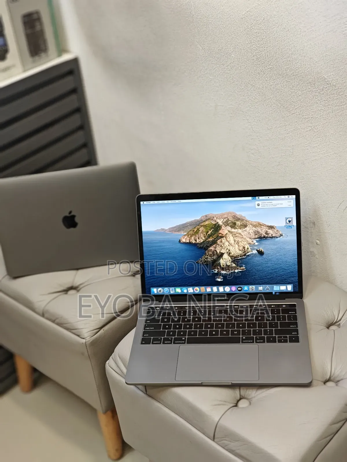 New Laptop Apple MacBook Pro 2019 16GB Intel Core I7 SSD 256GB