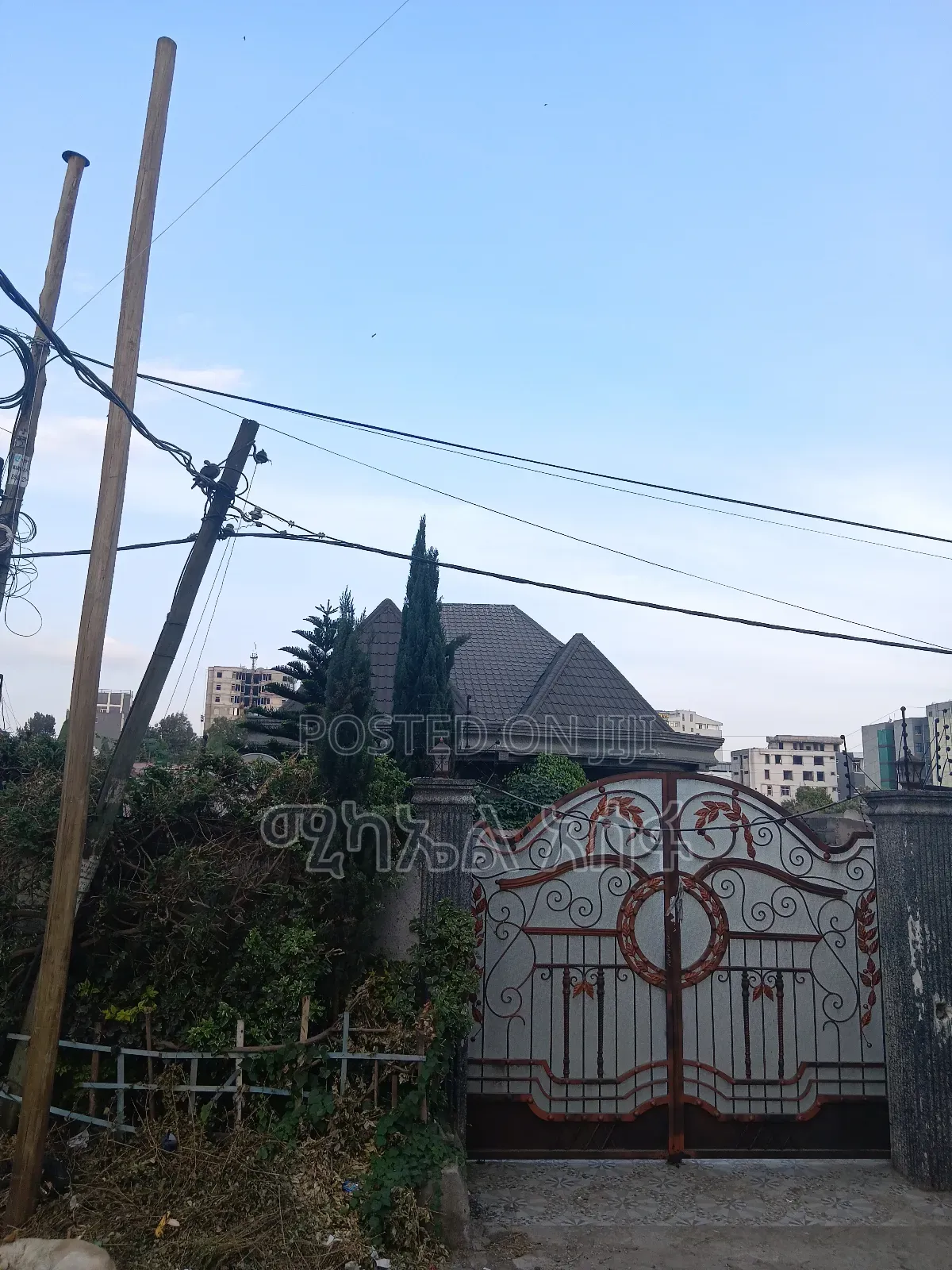 3bdrm Villa in Yeka for sale