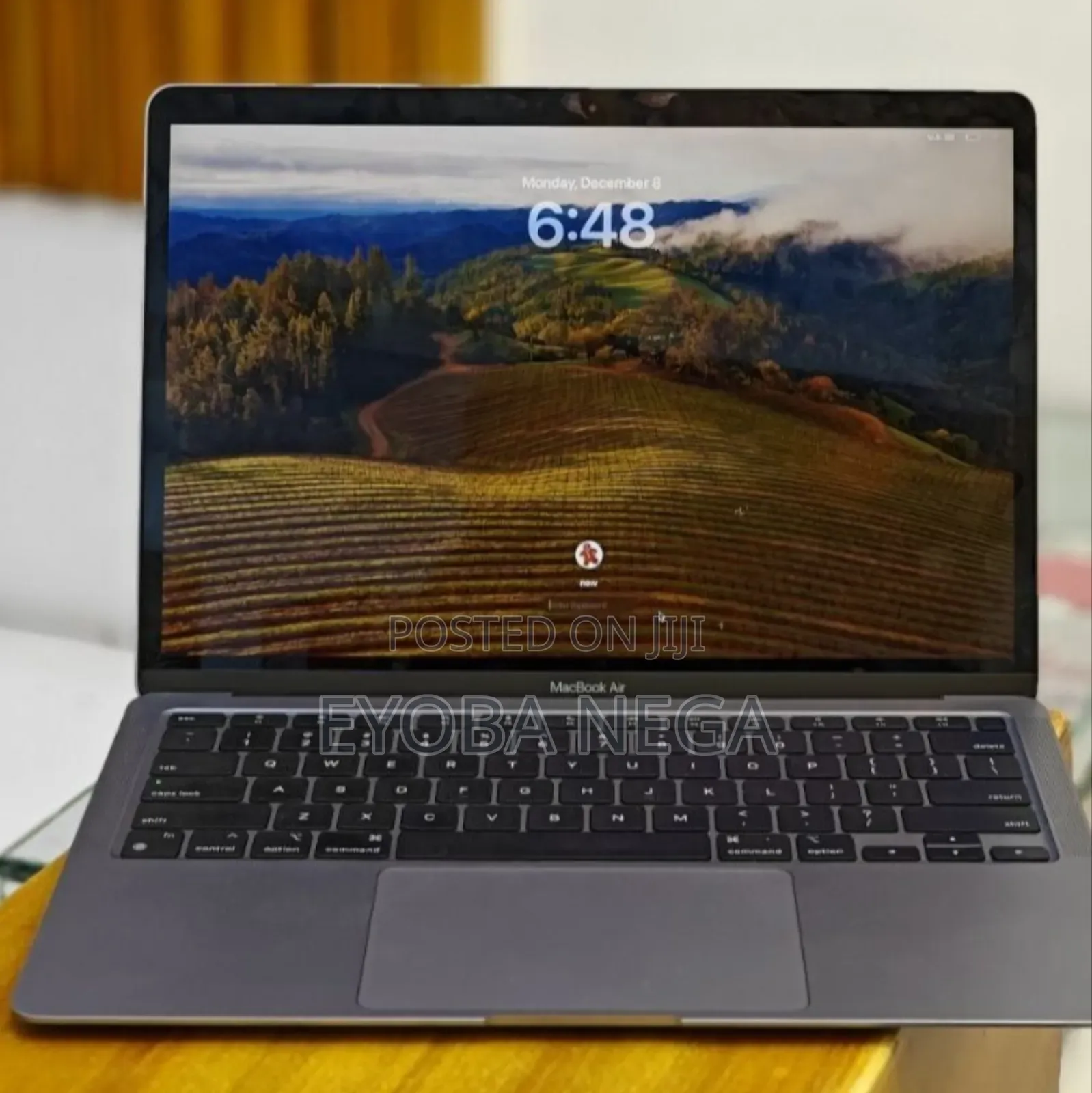 New Laptop Apple MacBook Air 2020 M1 8GB Apple M1 SSD 256GB