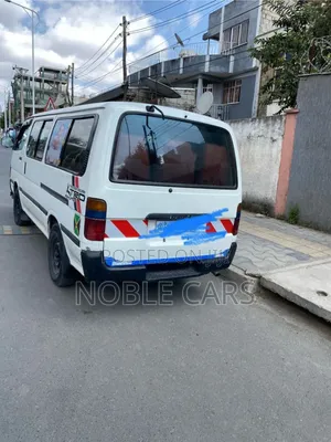 Toyota HiAce 1998 White