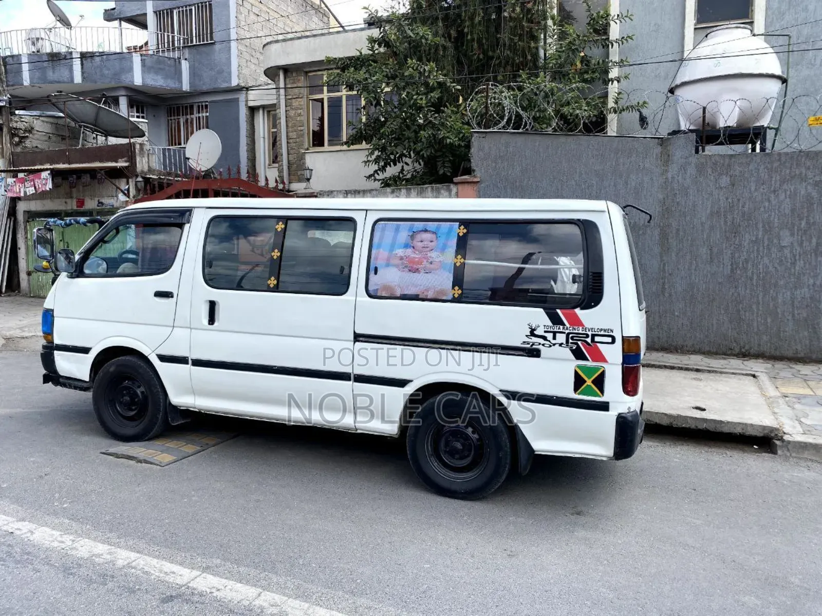 Toyota HiAce 1998 White