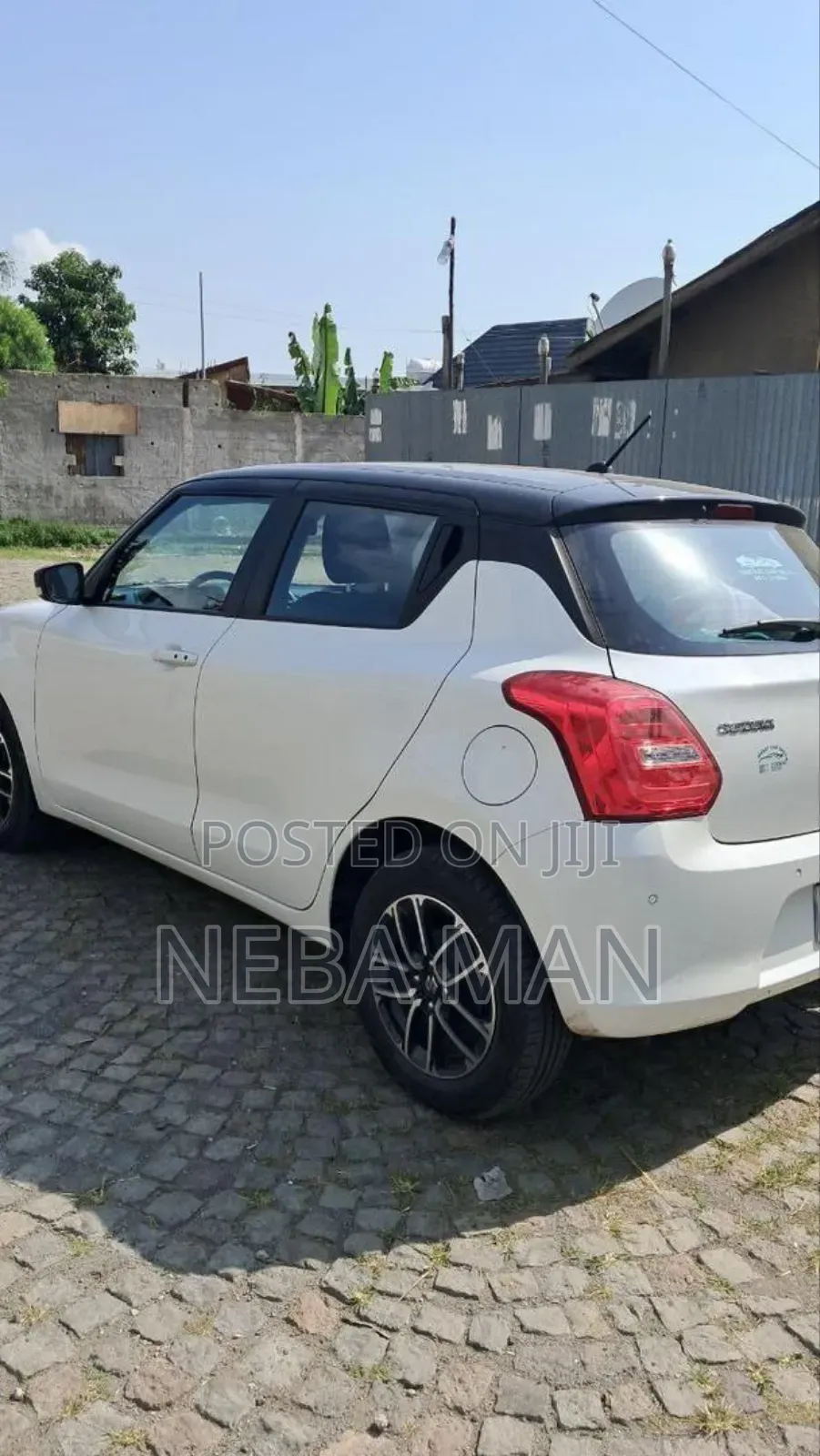 Suzuki Swift 2022 White