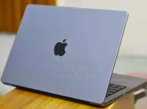 New Laptop Apple MacBook Pro M1 16GB Apple M1 Pro SSD 512GB