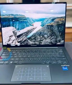 New Laptop Asus Zenbook 14 UX434 16GB Intel Core I7 SSD 512GB