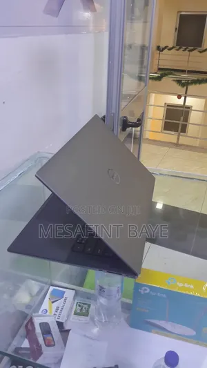 New Laptop Dell Precision 5550 16GB Intel Core I7 SSD 512GB