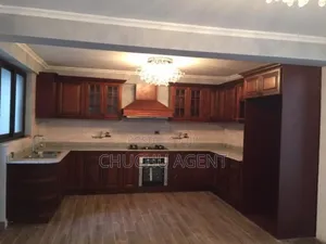 5bdrm House in Nifas Silk-Lafto for sale