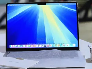 New Laptop Apple MacBook Air 2025 M4 13-Inch 16GB Apple M4 SSD 256GB