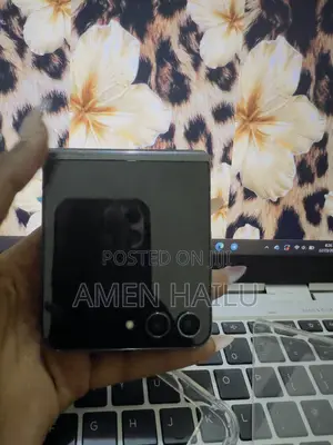 New Samsung Galaxy Z Flip 5 256 GB Black