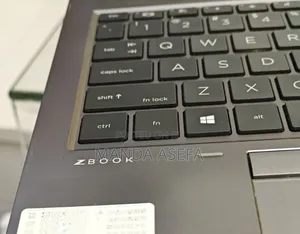 New Laptop HP ZBook Firefly 15 G7 16GB Intel Core I7 SSD 512GB