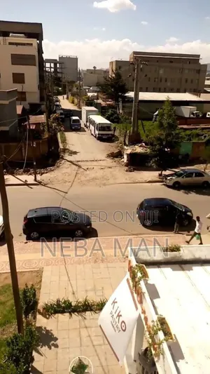 የሚሸጥ 40/60 ኮንደሚኒየም ሱቅ Bank Option