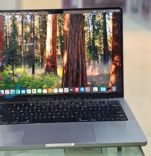 New Laptop Apple MacBook Pro M1 32GB Apple M1 Pro SSD 512GB