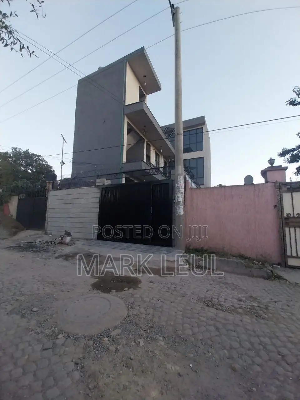 Furnished 6bdrm Apartment in Private, Kolfe Keranio for sale