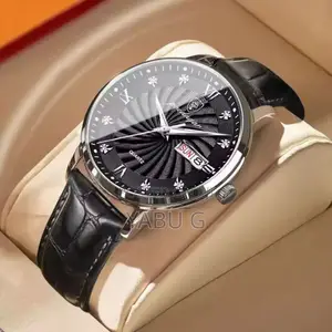 Poedagar Men Quartz Watch With a Black Dial and a Black Leather Strap