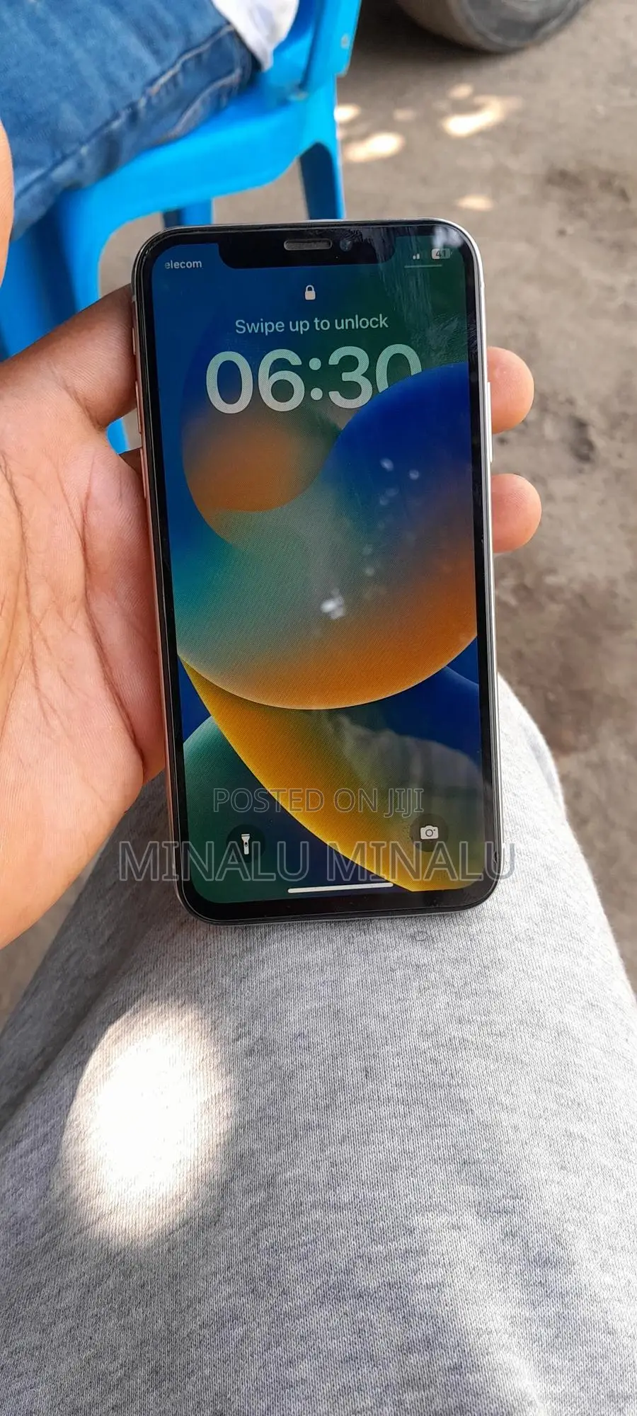 Apple iPhone X 64 GB White