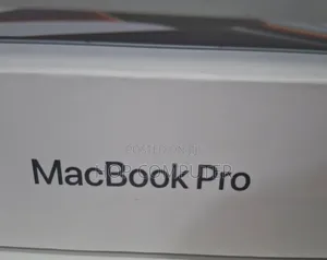New Laptop Apple MacBook Pro M1 16GB Apple M1 Max SSD 1T