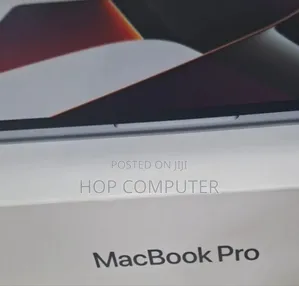 New Laptop Apple MacBook Pro M1 16GB Apple M1 Max SSD 1T