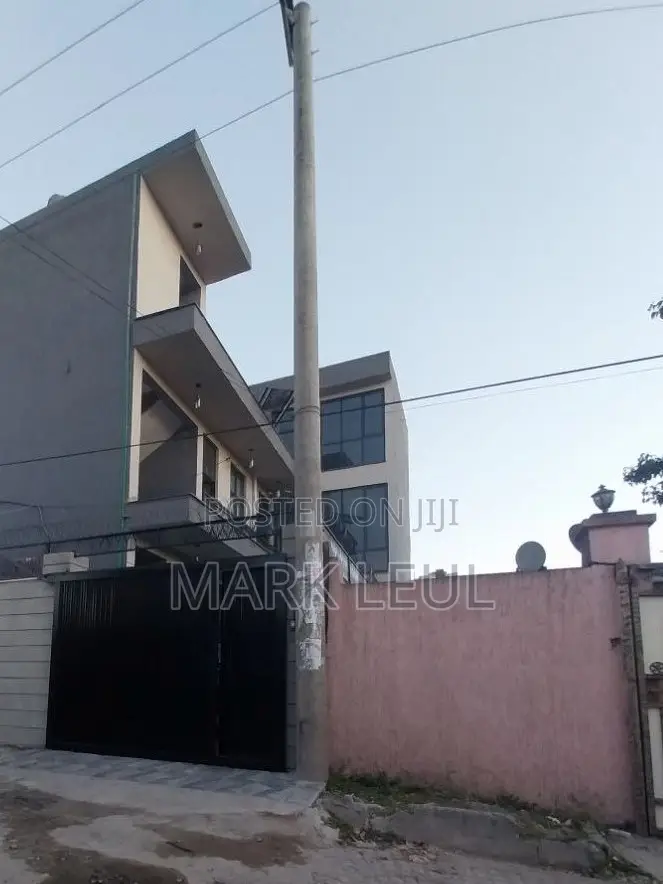 Furnished 6bdrm Apartment in Private, Kolfe Keranio for sale