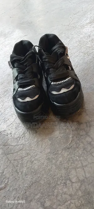 Photo - አሪፍ ጫማ በአፍሪ ዋጋ ገዢ ብቻ ይደውልልን