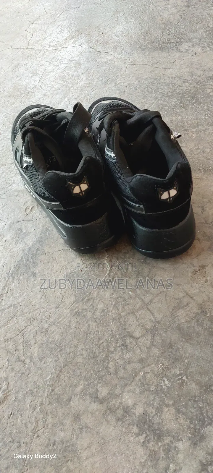 አሪፍ ጫማ በአፍሪ ዋጋ ገዢ ብቻ ይደውልልን