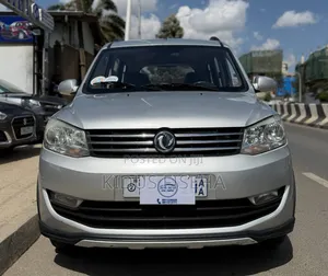 Dongfeng Glory 2022 Silver