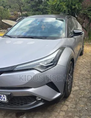 Toyota C-HR 2017 Silver