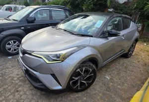 Toyota C-HR 2017 Silver