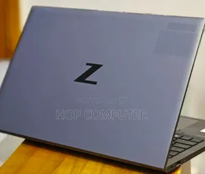 New Laptop HP ZBook Firefly 14 G7 16GB Intel Core I7 SSD 512GB