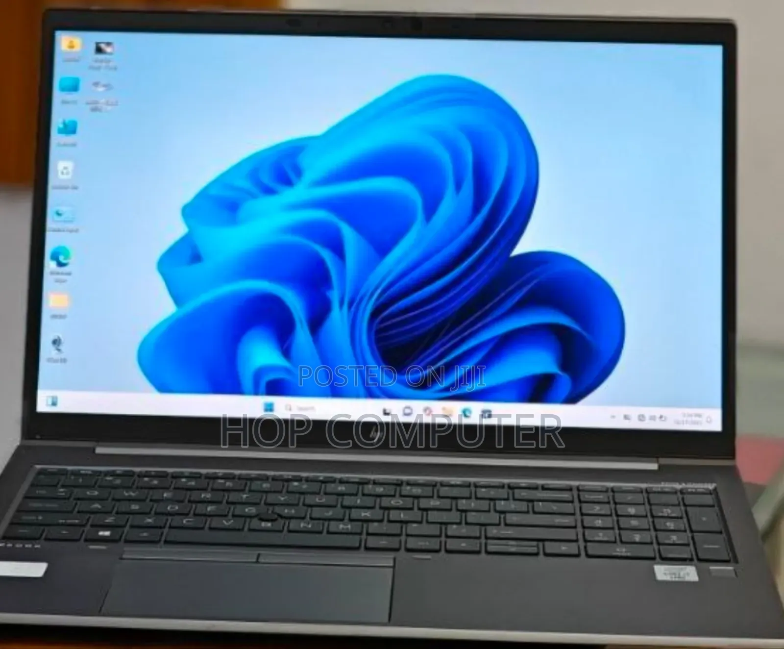 New Laptop HP ZBook Firefly 14 G7 16GB Intel Core I7 SSD 512GB