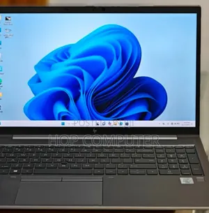 New Laptop HP ZBook Firefly 14 G7 16GB Intel Core I7 SSD 512GB
