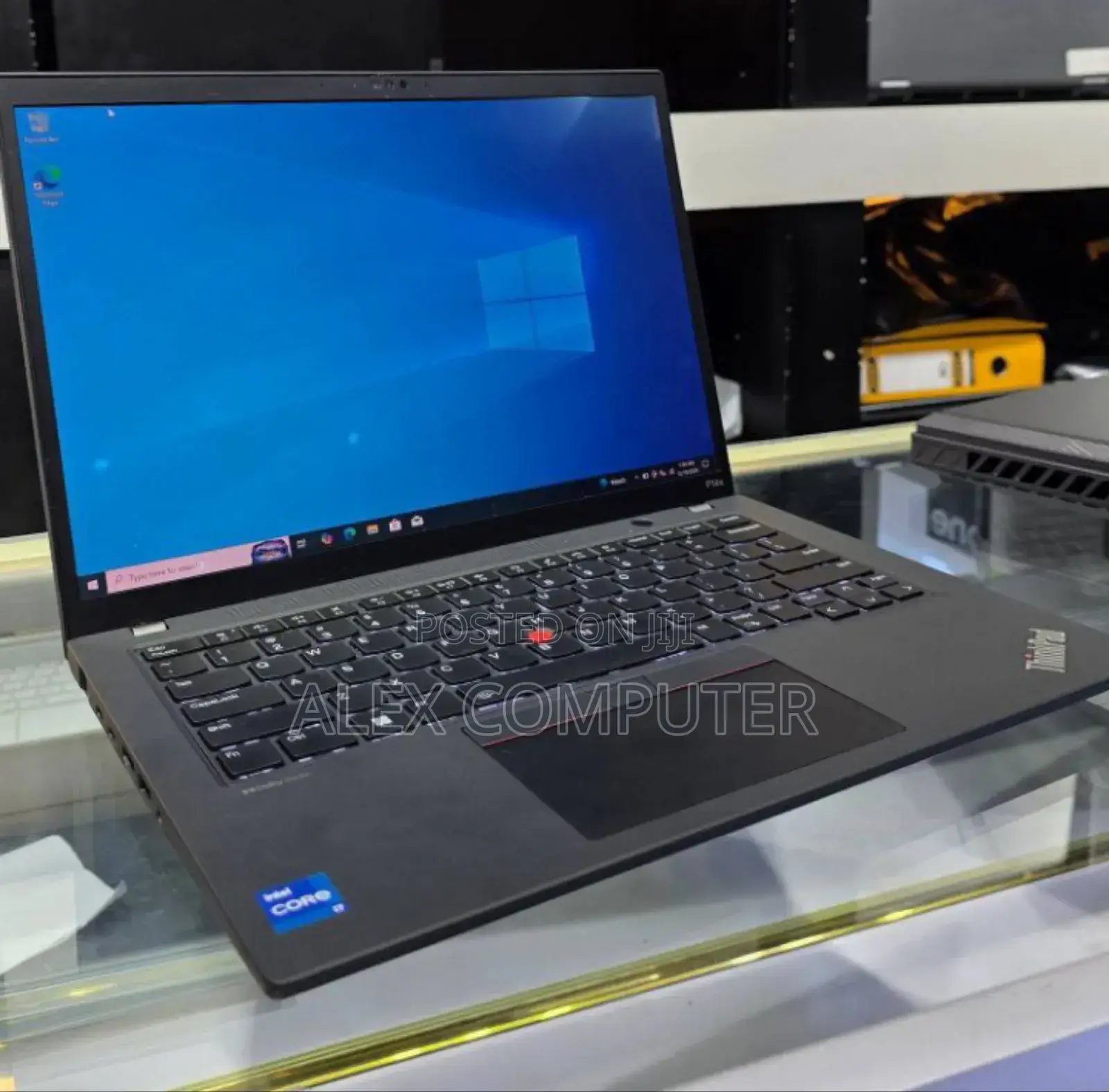 New Laptop Lenovo Thinkpad P14s 32GB Intel Core I7 SSD 512GB