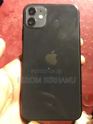 Photo - Apple iPhone 11 128 GB Black