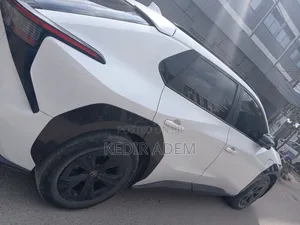 Toyota bZ4X 2023 White