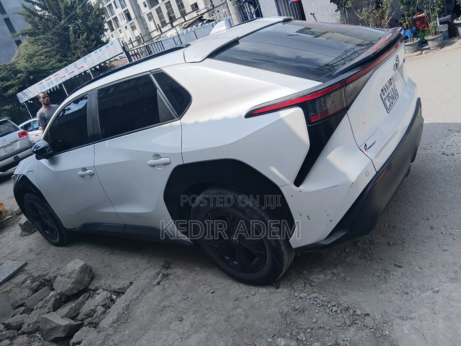 Toyota bZ4X 2023 White