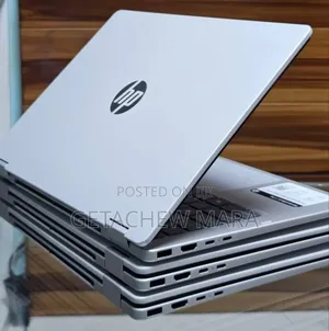 New Laptop HP OmniBook 5 Flip 8GB Intel Core i5 SSD 512GB