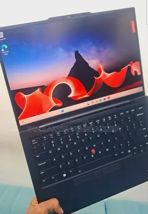 New Laptop Lenovo ThinkPad X1 Carbon 32GB Intel Core Ultra 7 SSD 512GB