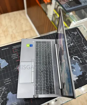 New Laptop HP ZBook 15 16GB Intel Core I7 SSD 512GB