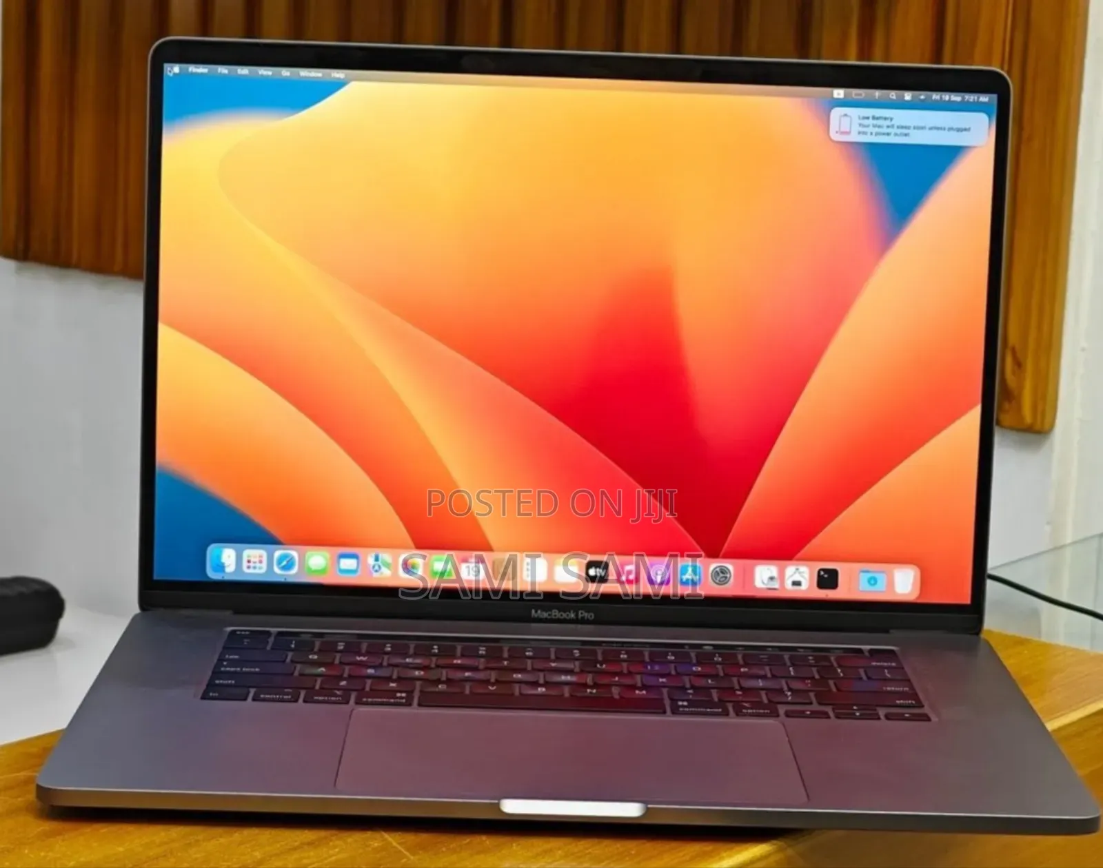 New Laptop Apple MacBook Pro 2019 16GB Intel Core I7 SSD 512GB