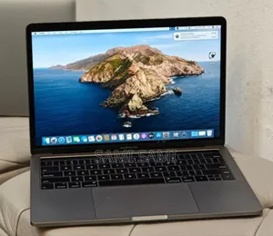 New Laptop Apple MacBook Pro 2019 16GB Intel Core I7 SSD 256GB