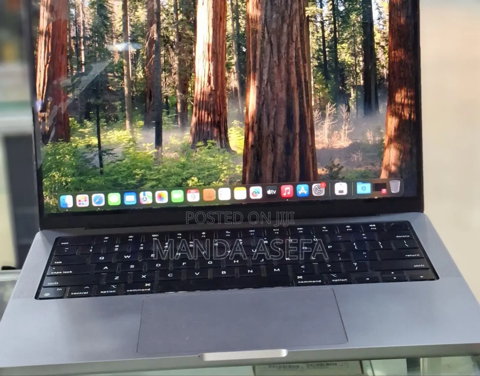 New Laptop Apple MacBook Pro M1 32GB Apple M1 Pro SSD 512GB