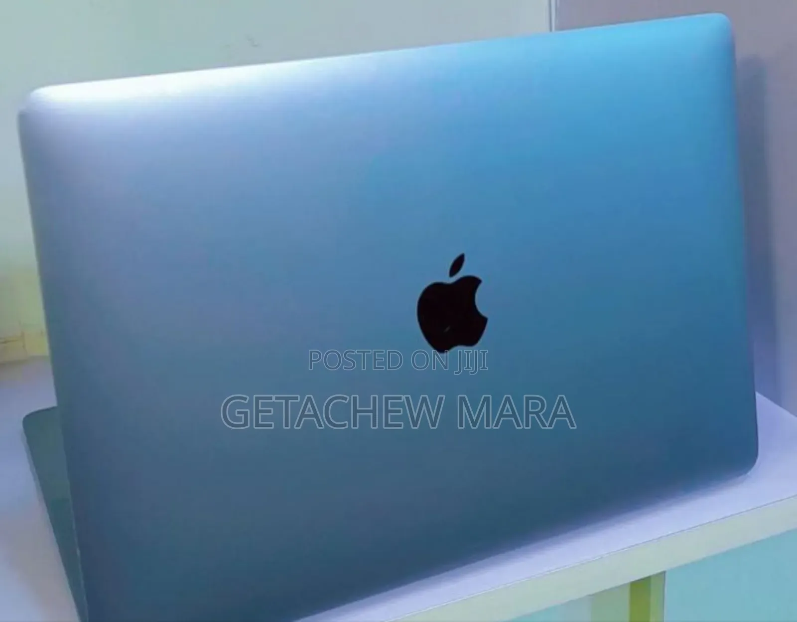 New Laptop Apple MacBook Air 2020 M1 8GB Intel Core I7 SSD 256GB