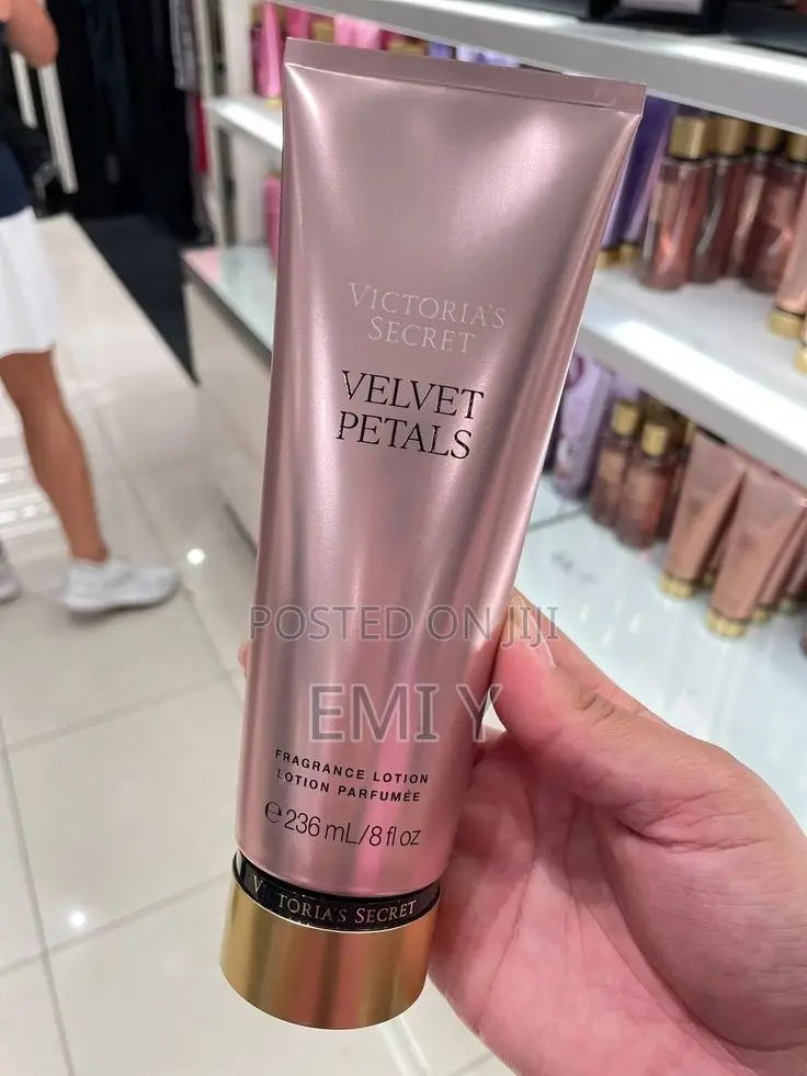 Velvet Petals Victoria Secret Christmas  Sale !!