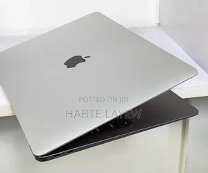 New Laptop Apple MacBook Air 2020 M1 8GB Intel Core I5 SSD 256GB