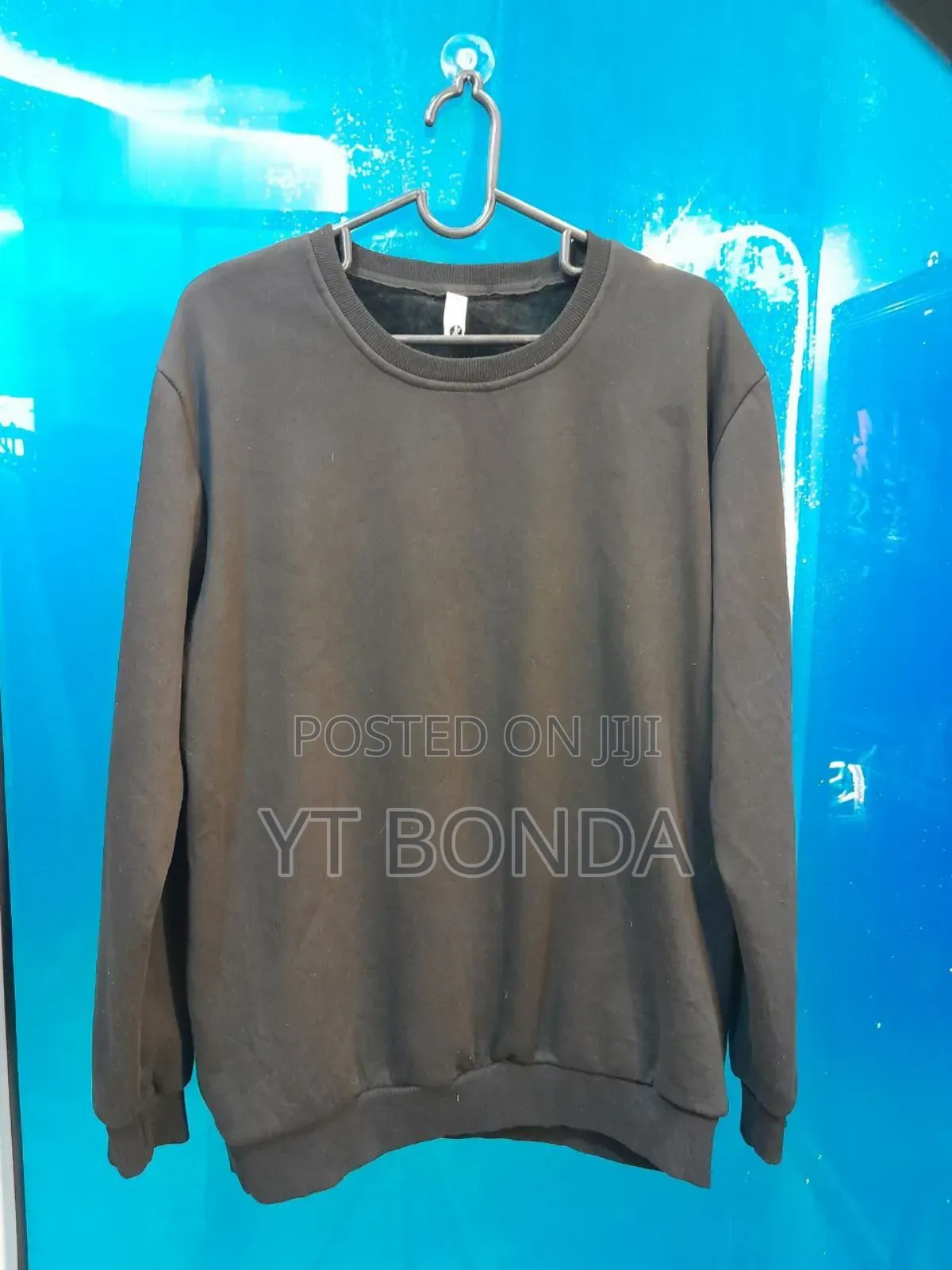 Thrift Sweater/ ቦንዳ ሹራብ