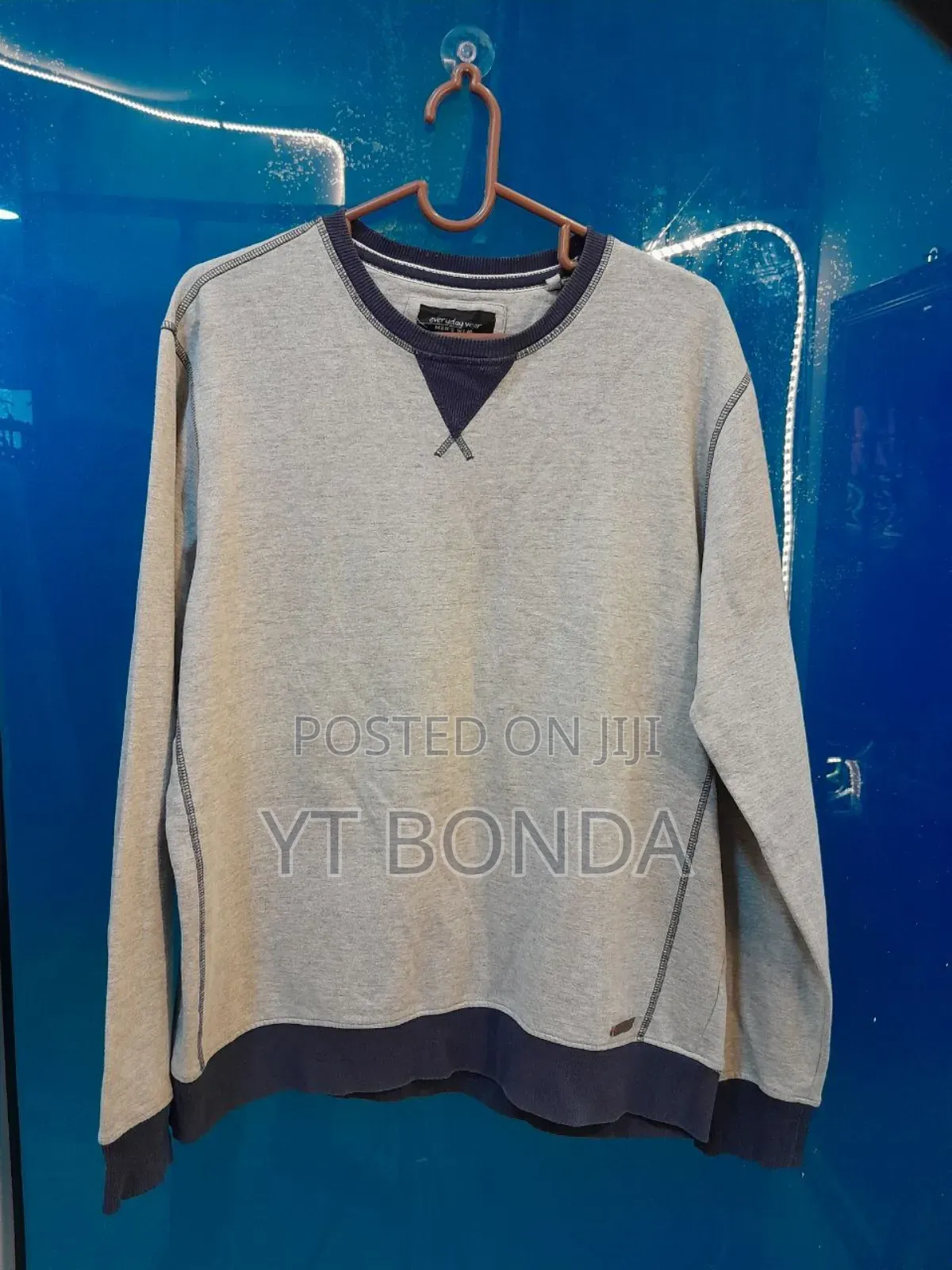 Thrift Sweater/ ቦንዳ ሹራብ