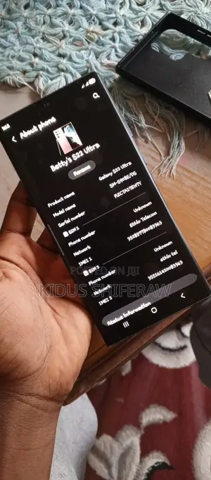 Photo - Samsung Galaxy S22 Ultra 256 GB Black